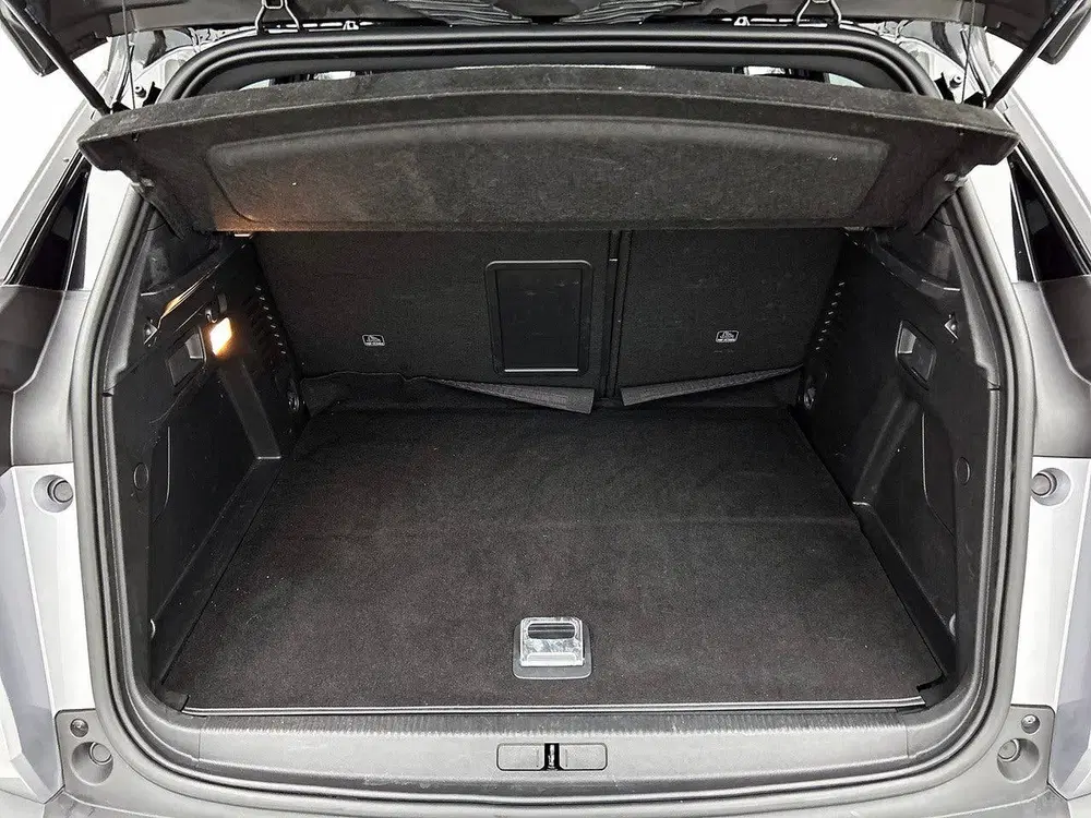 Peugeot 3008 Plug-in Hybrid 225 pk GT uit 2023, foto 14