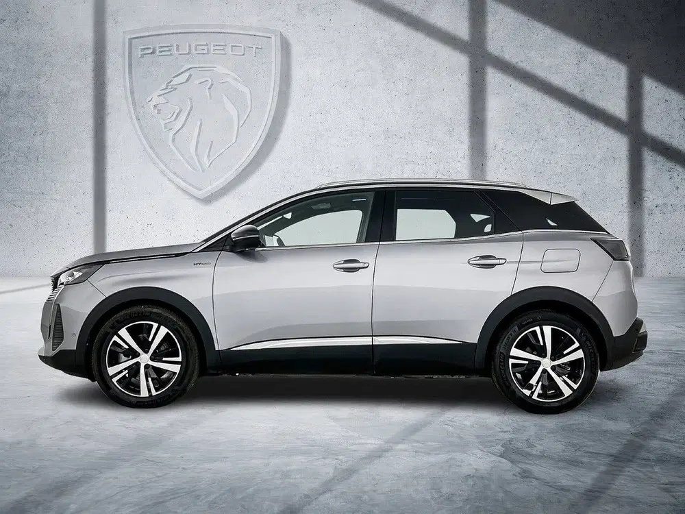 Peugeot 3008 Plug-in Hybrid 225 pk GT uit 2023, foto 2