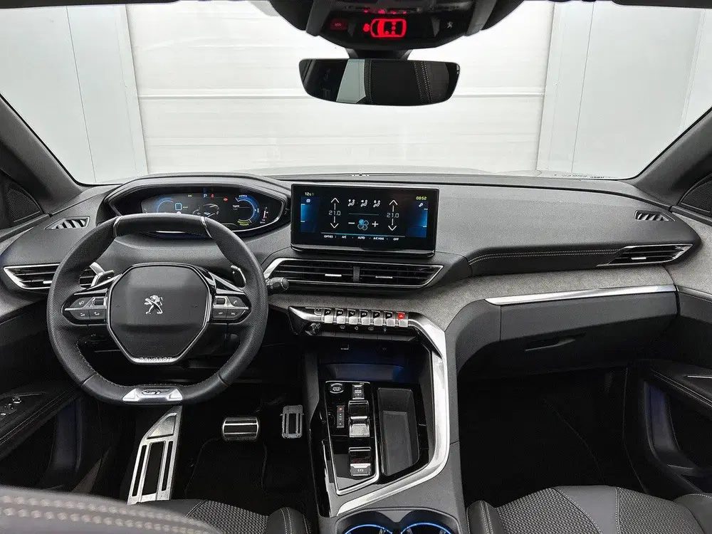 Peugeot 3008 Plug-in Hybrid 225 pk GT uit 2023, foto 20