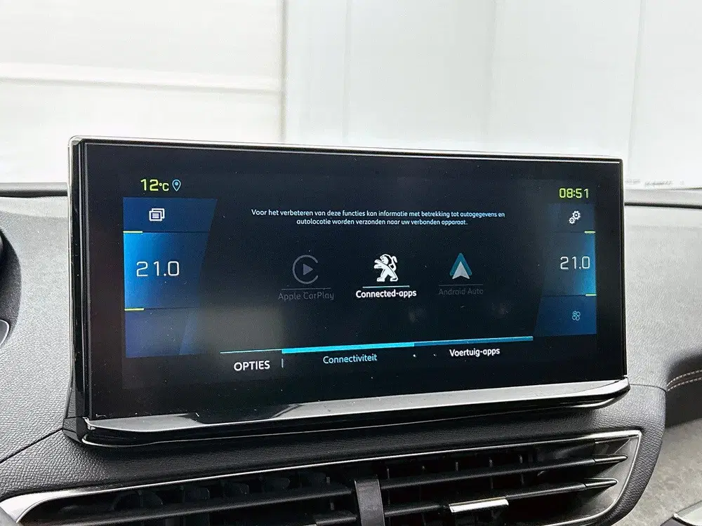 Peugeot 3008 Plug-in Hybrid 225 pk GT uit 2023, foto 8