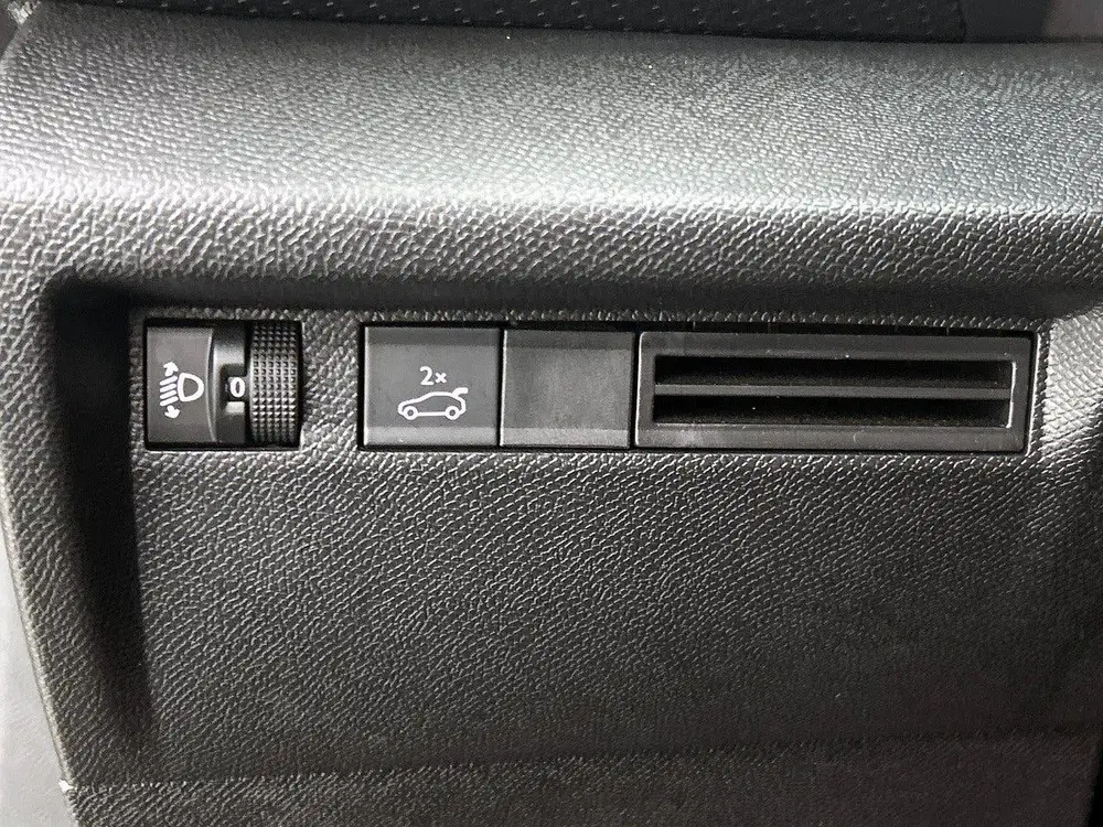 Citroën C4 Ë-C4 X Plus 156pk Extended range 54 kWh uit 2025, foto 16