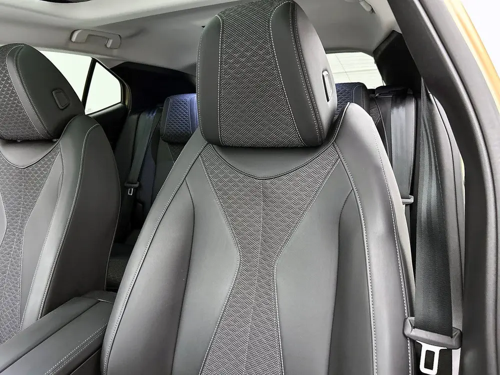 DS Automobiles DS 4 DS DS 4 130pk Automaat Trocadero uit 2022, foto 12