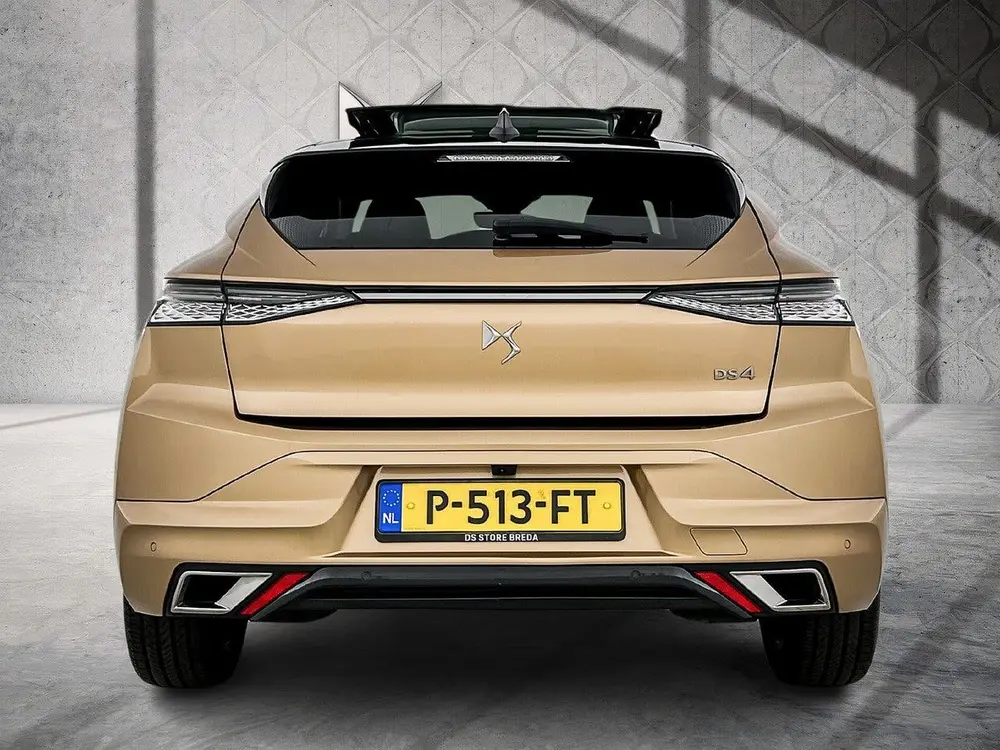 DS Automobiles DS 4 DS DS 4 130pk Automaat Trocadero uit 2022, foto 3