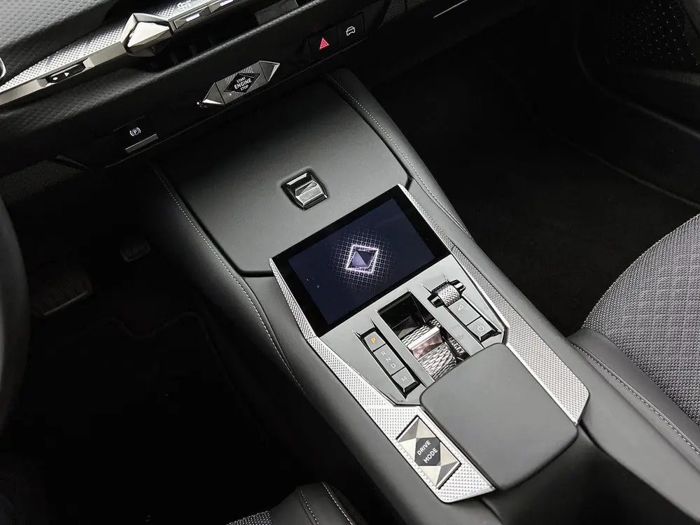 DS Automobiles DS 4 DS DS 4 130pk Automaat Trocadero uit 2022, foto 9