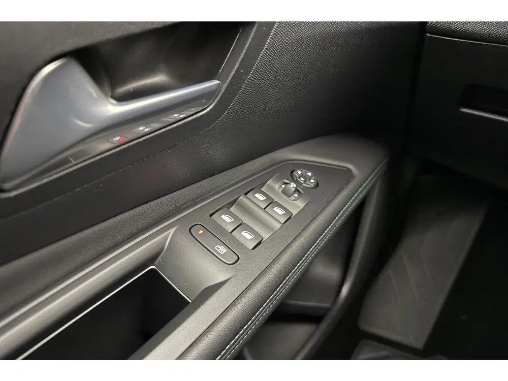 Peugeot 3008 1.6 plug-in Hybrid 180 Allure uit 2024, foto 18