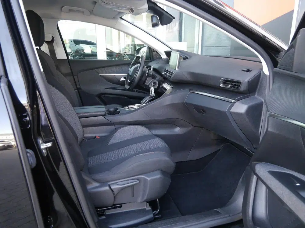 Peugeot 5008 1.2 PureTech Active uit 2020, foto 13