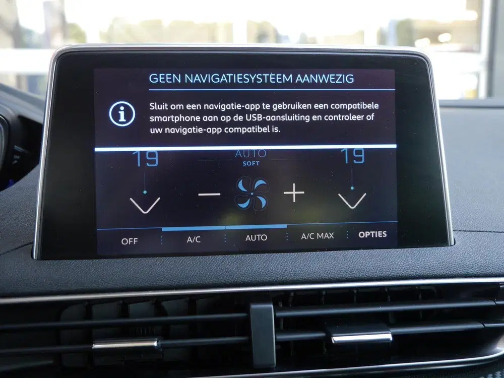 Peugeot 5008 1.2 PureTech Active uit 2020, foto 19