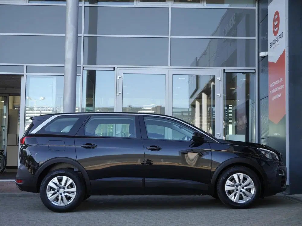 Peugeot 5008 1.2 PureTech Active uit 2020, foto 6