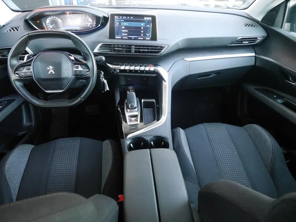 Peugeot 5008 1.2 PureTech Active uit 2020, foto 9