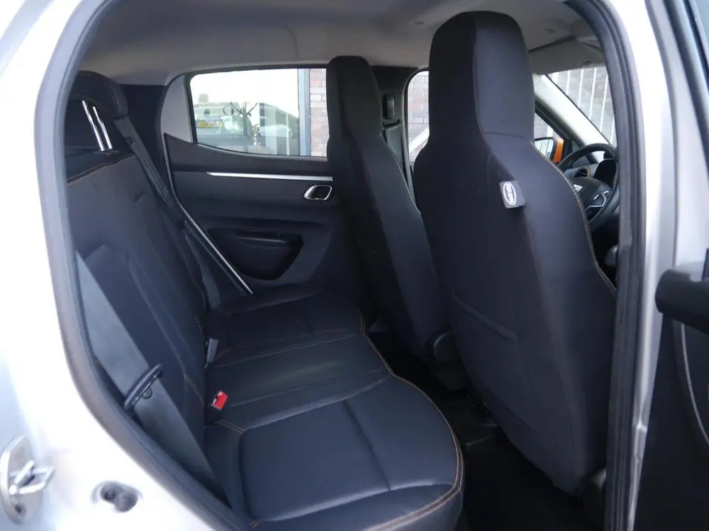 Dacia Spring Expression 27 kWh uit 2022, foto 10
