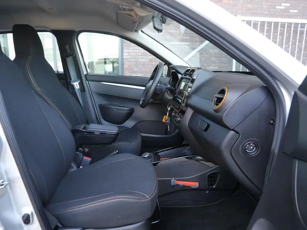 Dacia Spring Expression 27 kWh uit 2022, foto 12