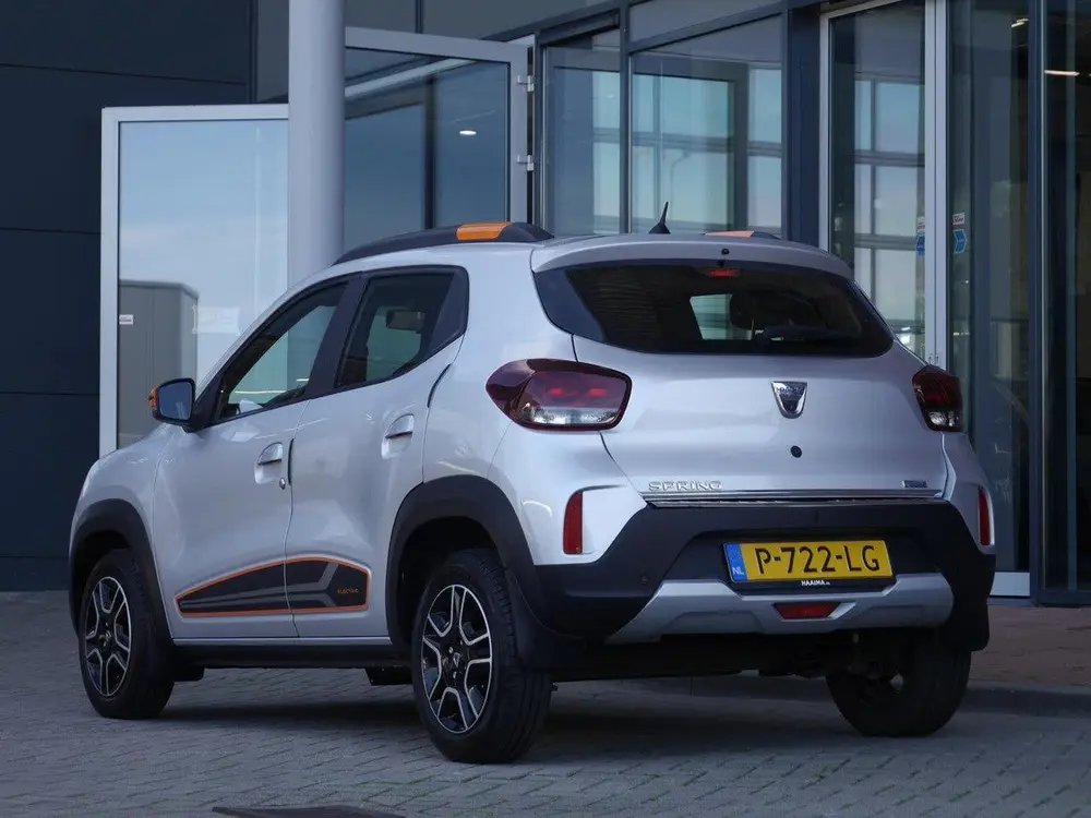 Dacia Spring Expression 27 kWh uit 2022, foto 6