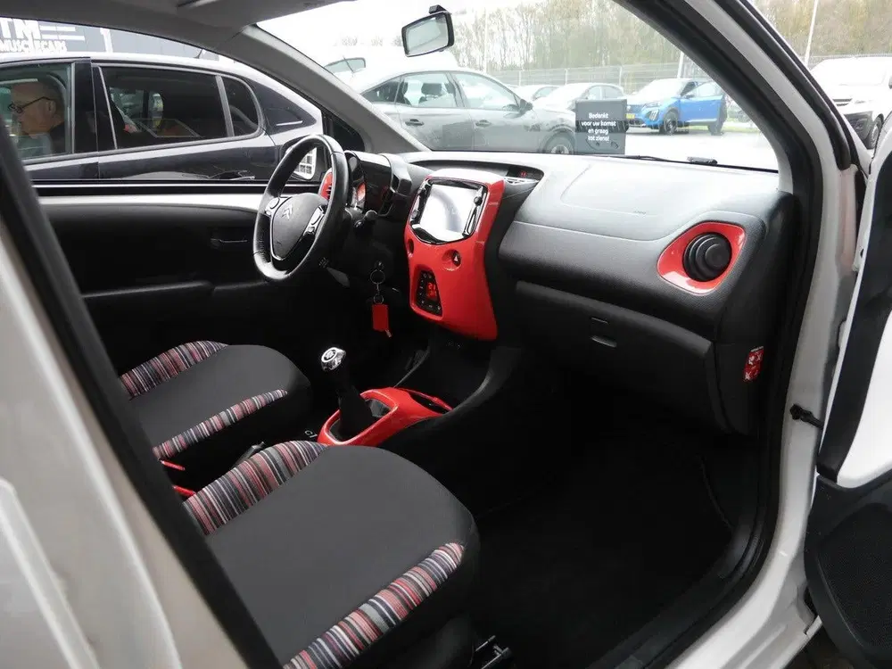 Citroën C1 1.0 VTi Airscape Shine uit 2020, foto 11