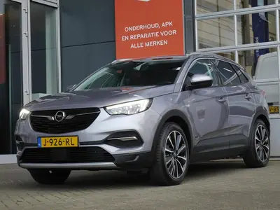 Opel Grandland X 1.6 Turbo Hybrid Business Executive uit 2020