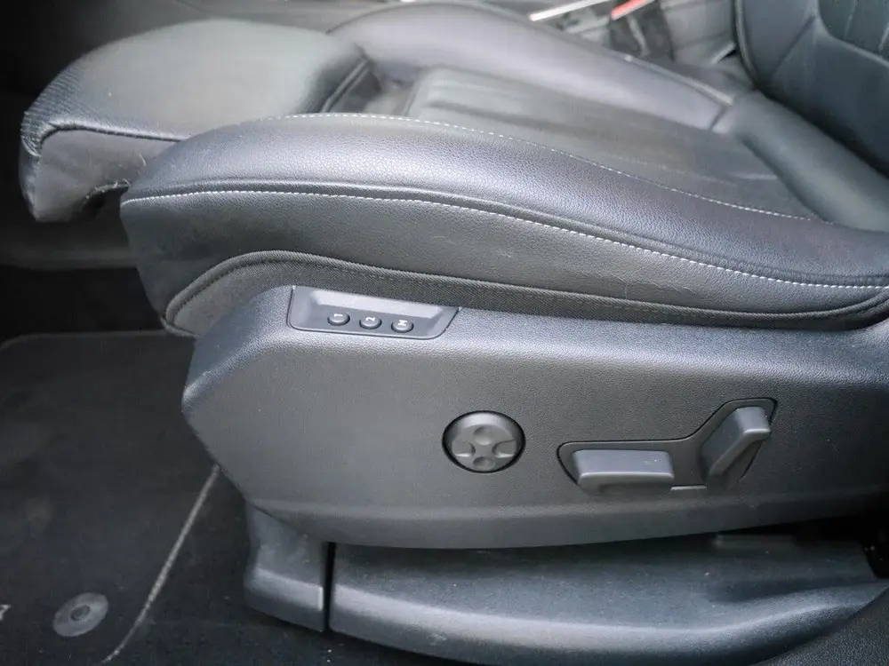 Opel Grandland X 1.6 Turbo Hybrid Business Executive uit 2020, foto 9