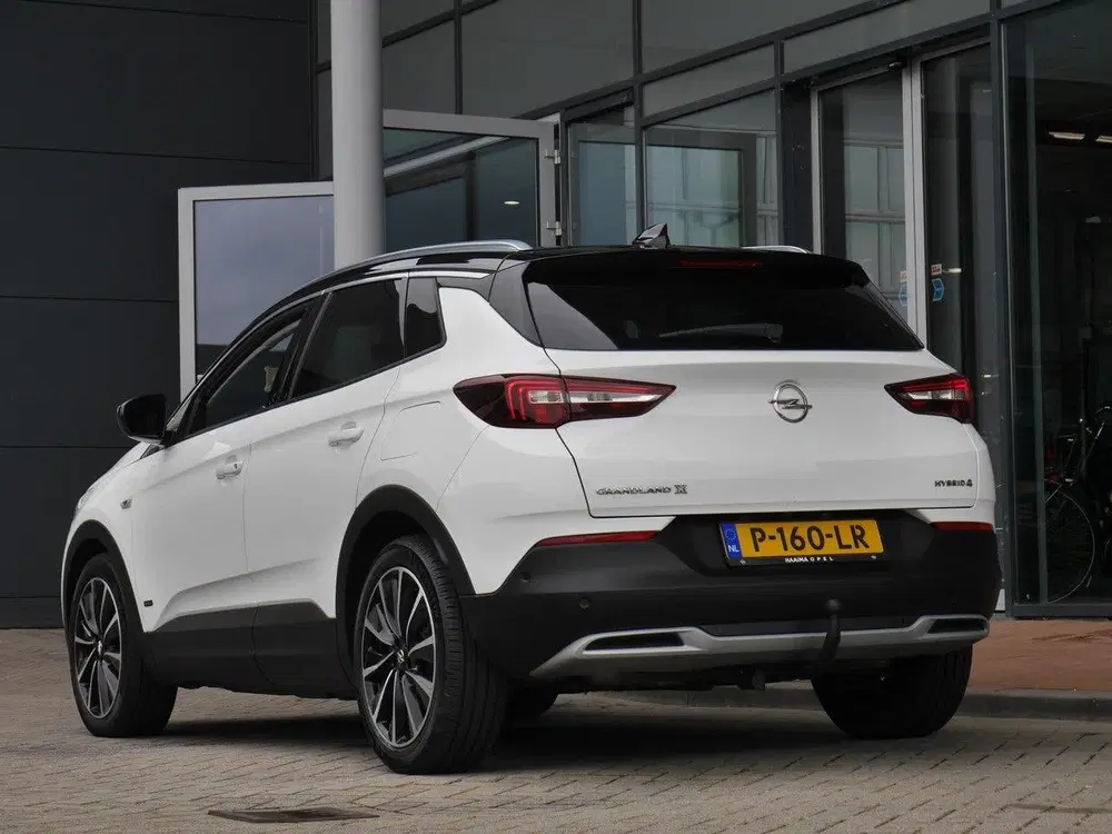 Opel Grandland X 1.6 Turbo Hybrid4 Ultimate uit 2020, foto 6