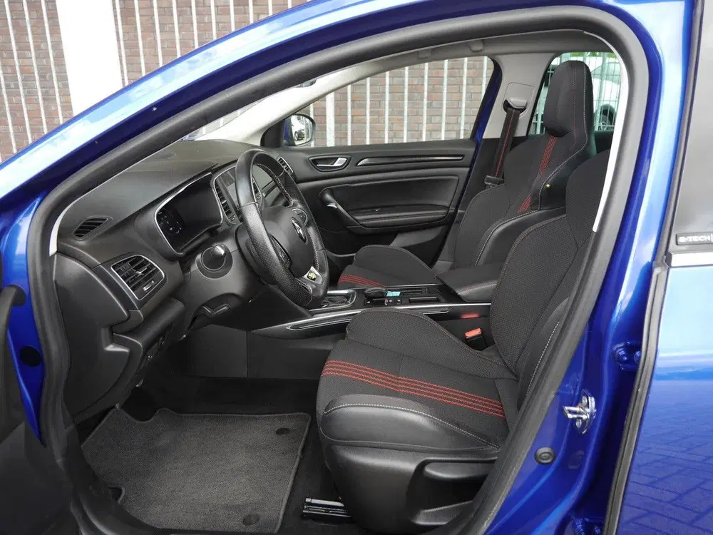 Renault Megane Mégane E-Tech Estate 1.6 Plug-In Hybrid 16 uit 2020, foto 7
