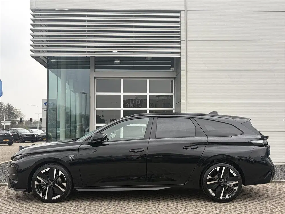 Peugeot 308 SW Hybrid 145pk e-DCS6 GT uit 2026, foto 6