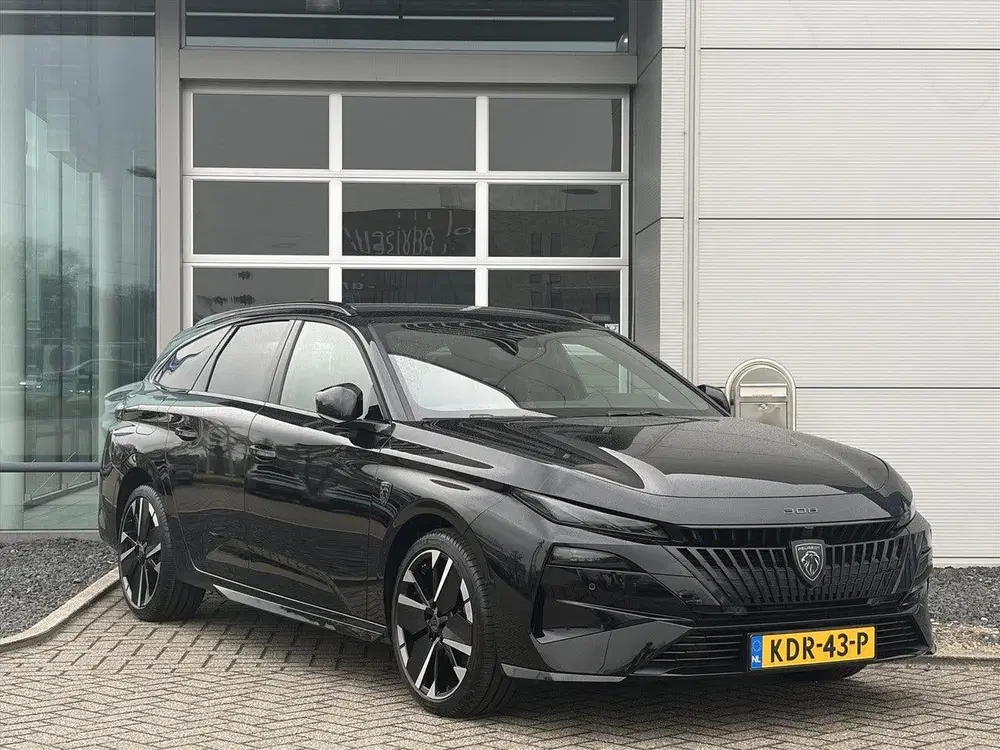Peugeot 308 SW Hybrid 145pk e-DCS6 GT uit 2026, foto 2