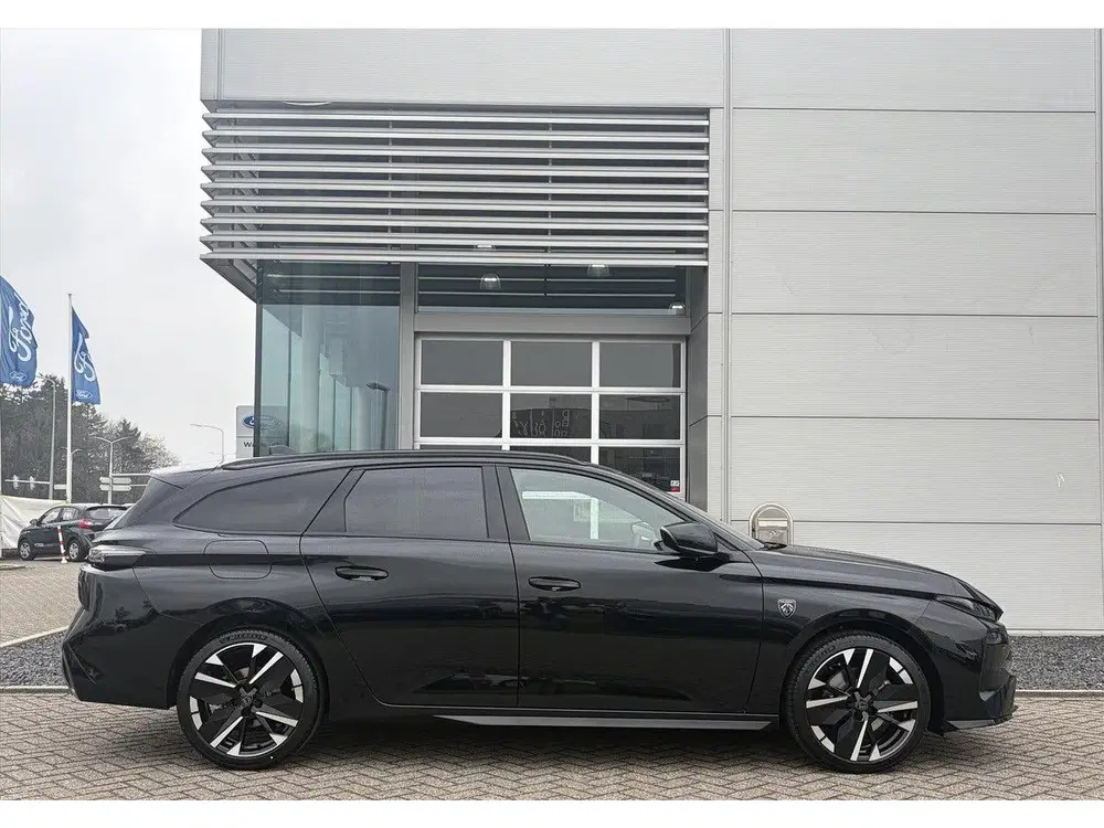 Peugeot 308 SW Hybrid 145pk e-DCS6 GT uit 2026, foto 4