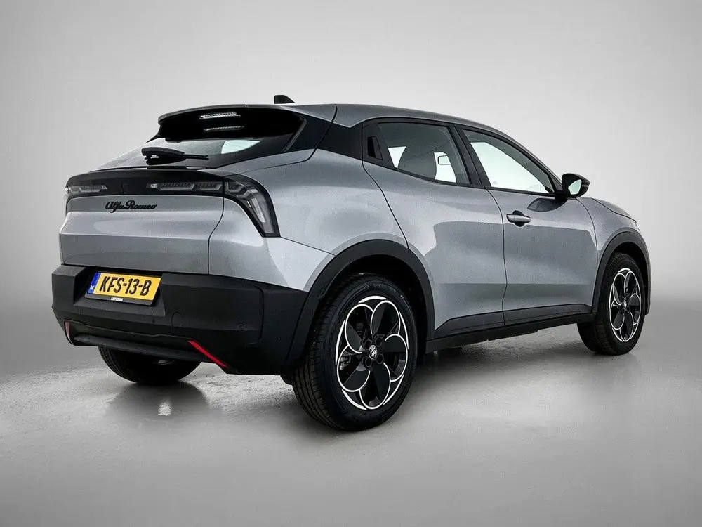 Alfa Romeo Junior Elettrica 54 kWh 156pk Automaat uit 2025, foto 8