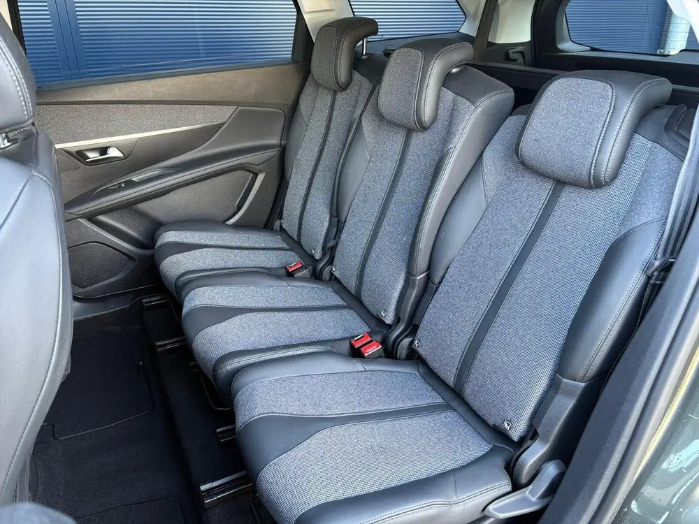 Peugeot 5008 1.2 PureTech 130pk S&amp;S EAT8 Allure uit 2021, foto 10