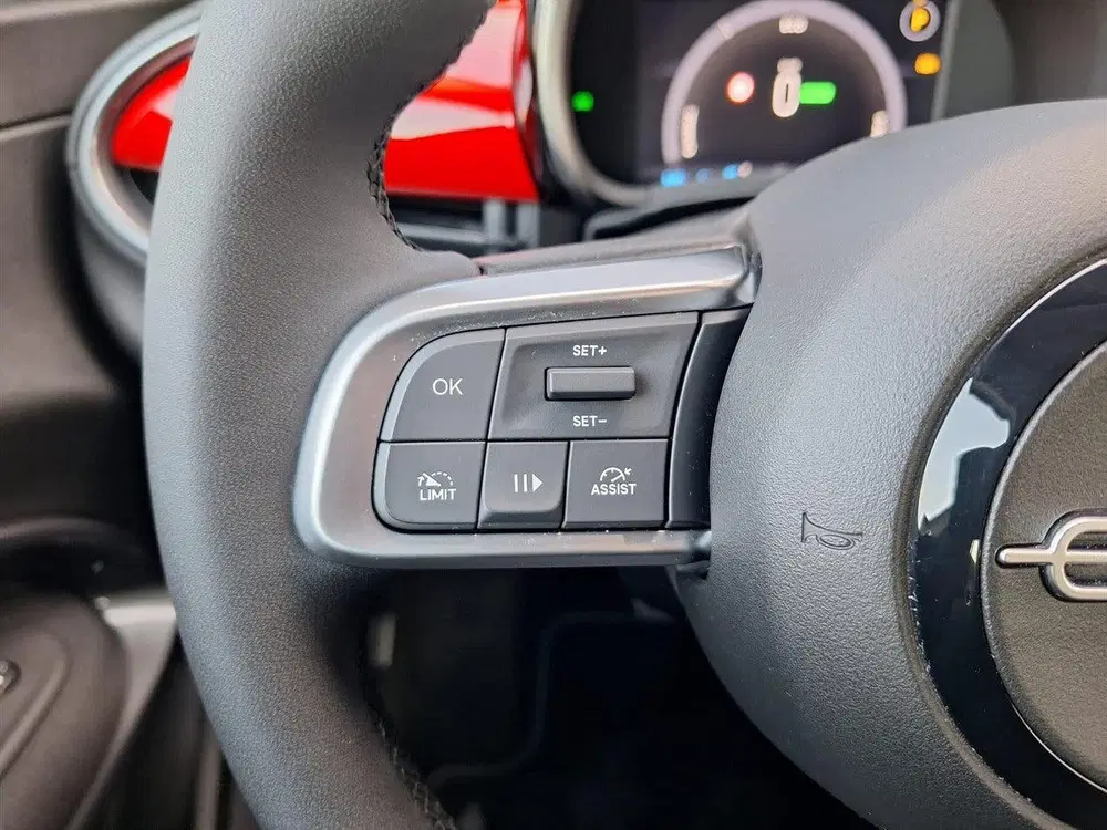 Fiat 600e 54kWh 156pk Red uit 2023, foto 3