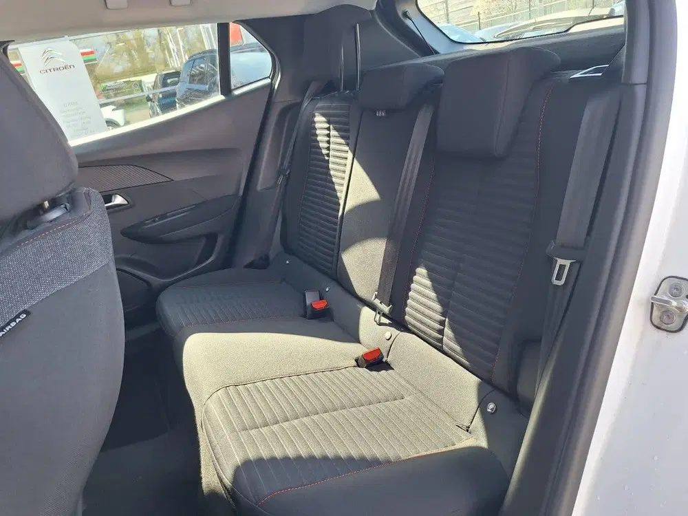 Peugeot 2008 1.2 Puretech 100pk Active uit 2022, foto 10