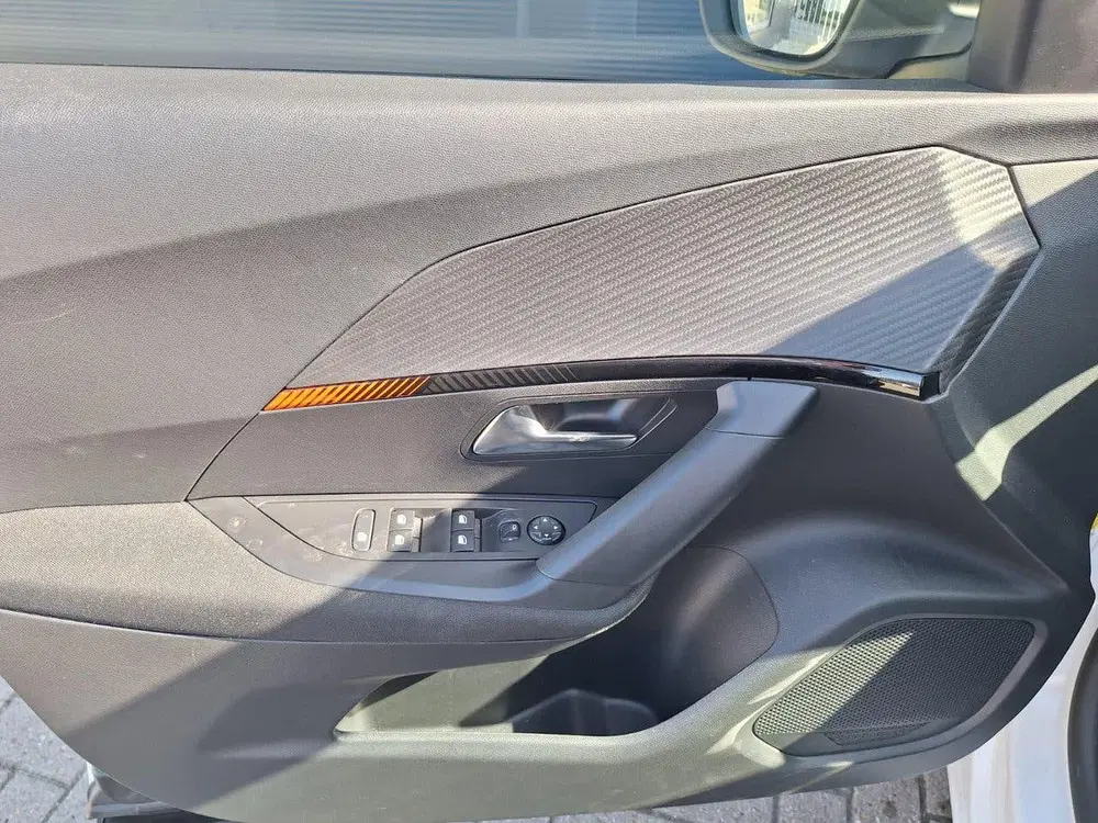 Peugeot 2008 1.2 Puretech 100pk Active uit 2022, foto 17