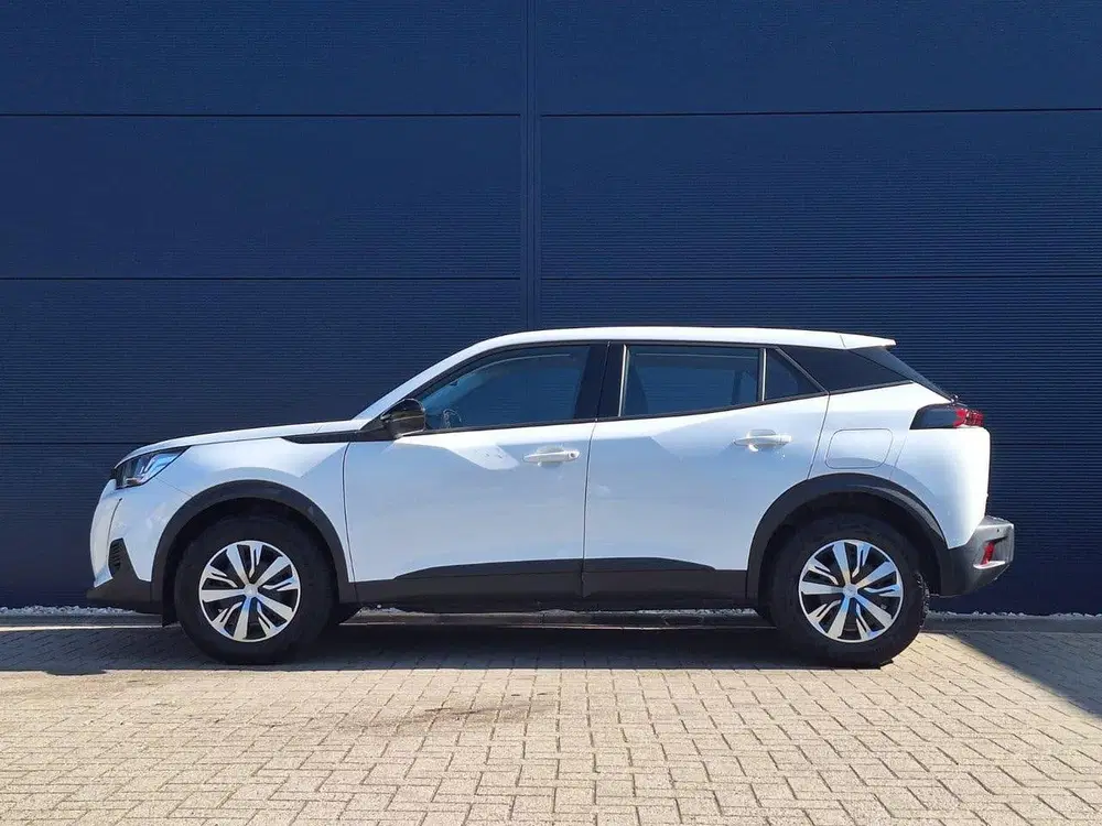 Peugeot 2008 1.2 Puretech 100pk Active uit 2022, foto 2