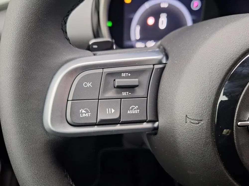 Fiat 600 1.2 Hybrid Turbo Charged 100pk Automaat Ur uit 2025, foto 12