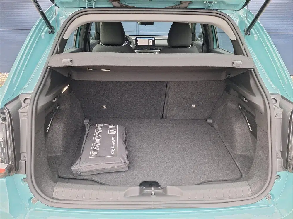 Fiat 600 1.2 Hybrid Turbo Charged 100pk Automaat Ur uit 2025, foto 6