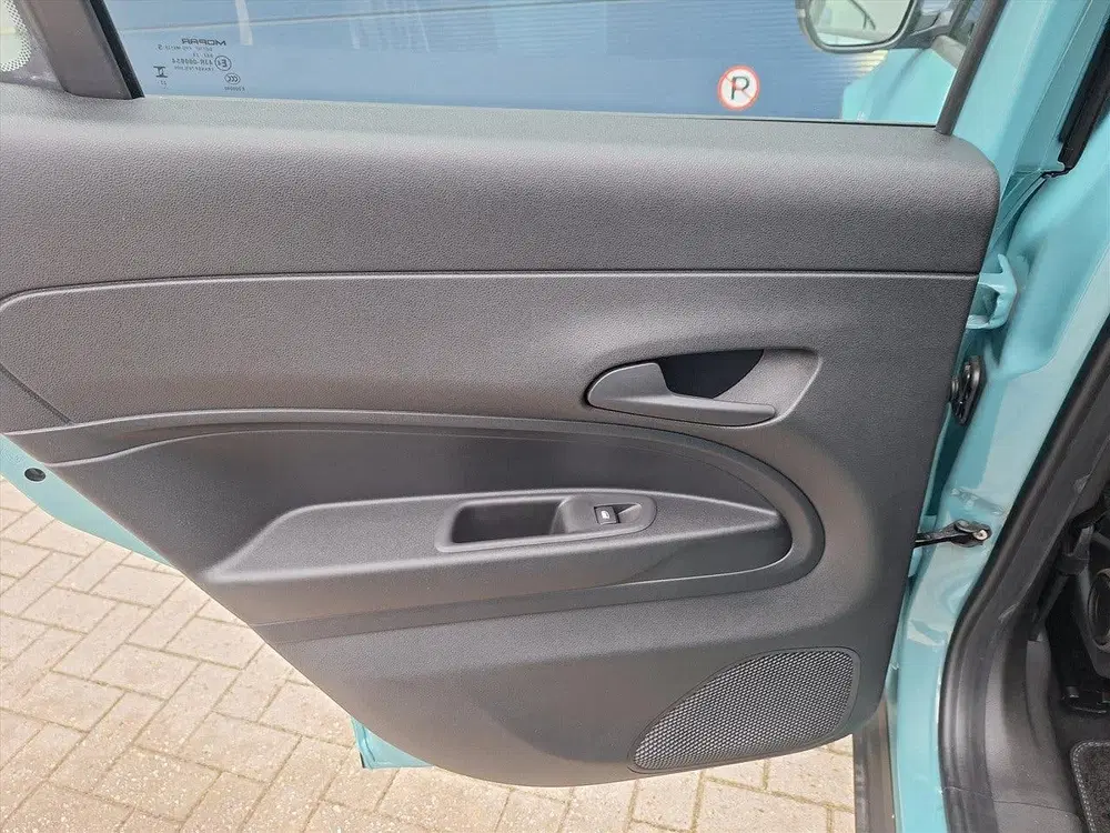 Fiat 600 1.2 Hybrid Turbo Charged 100pk Automaat Ur uit 2025, foto 7