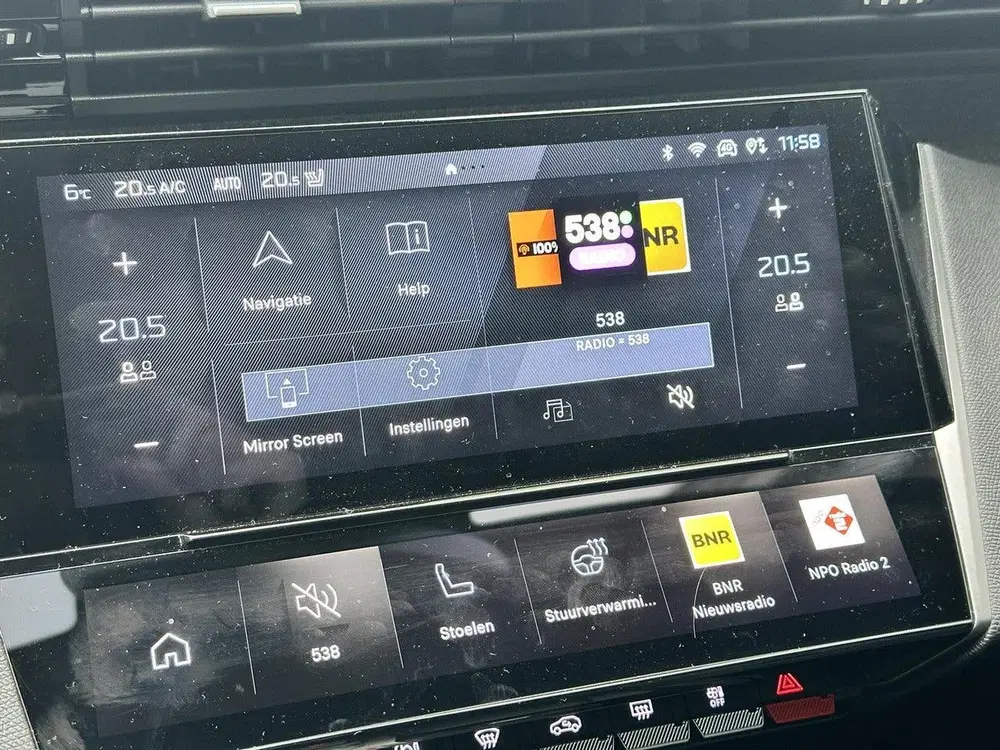 Peugeot 408 1.6 Plug-In Hybrid 180PK e-EAT8 Allure uit 2025, foto 17