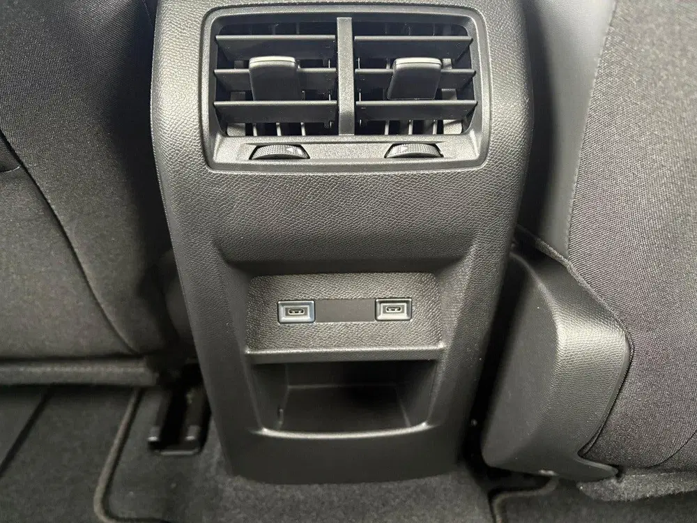 Peugeot 408 1.2 Allure Hybrid 145 uit 2026, foto 11