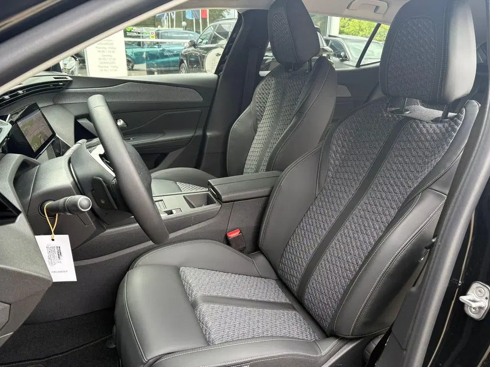 Peugeot 408 1.2 Allure Hybrid 145 uit 2026, foto 13