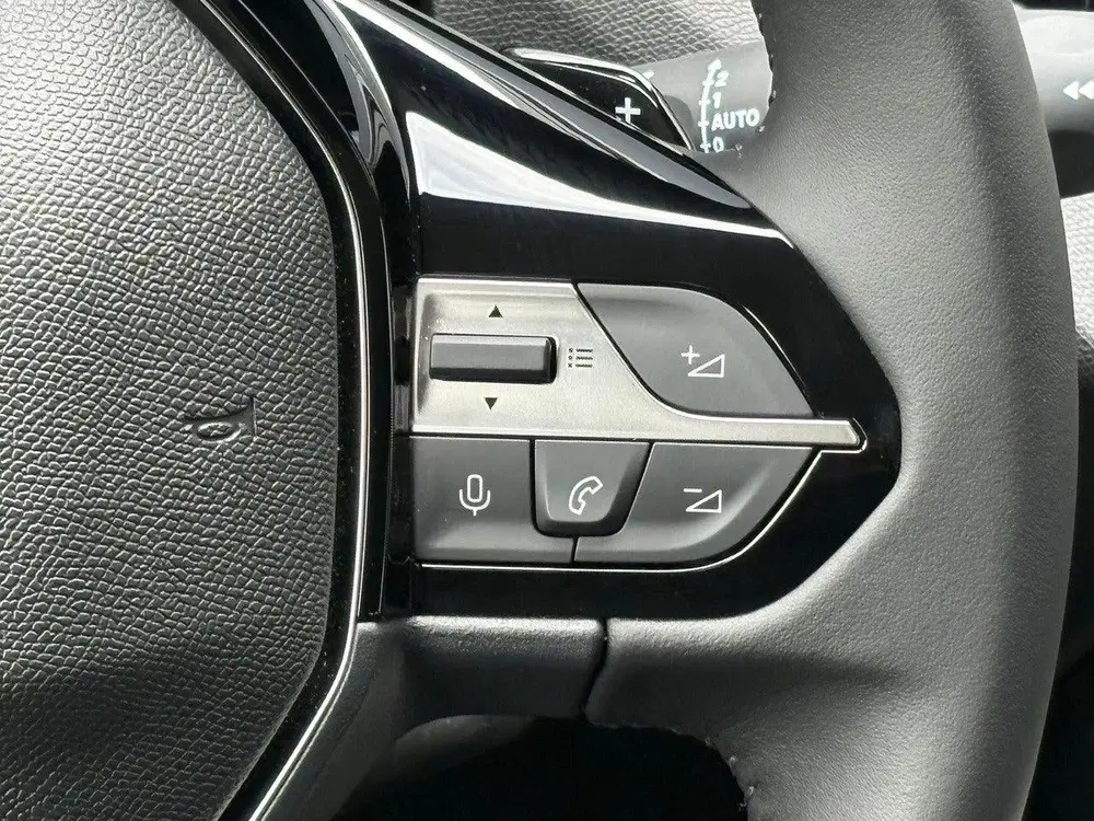 Peugeot 408 1.2 Allure Hybrid 145 uit 2026, foto 17