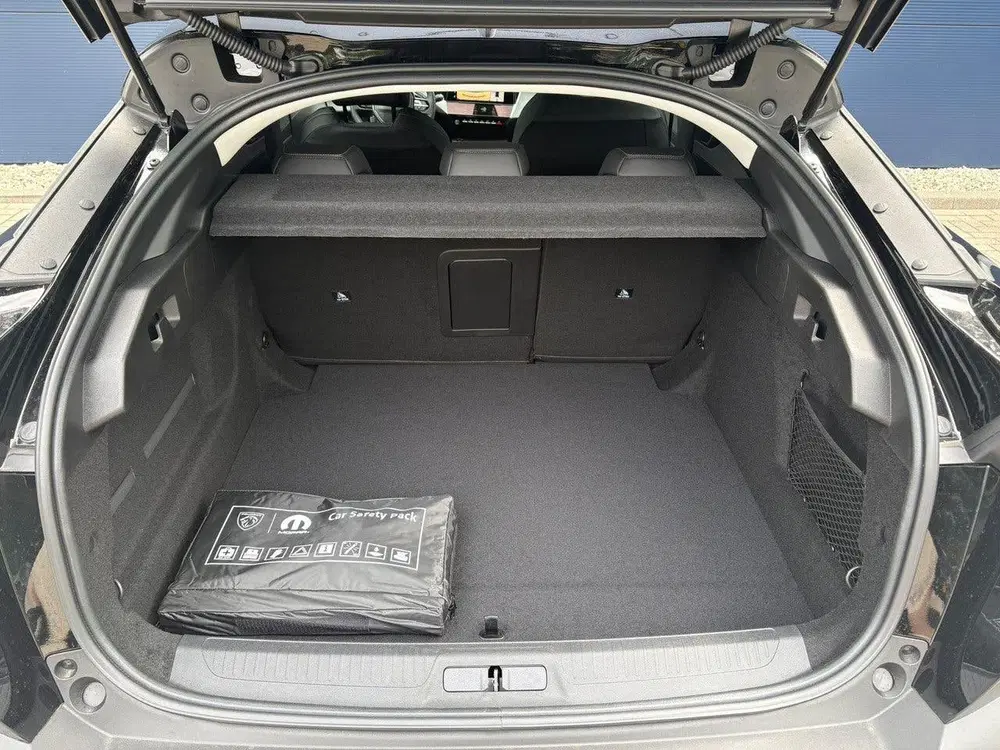 Peugeot 408 1.2 Allure Hybrid 145 uit 2026, foto 9