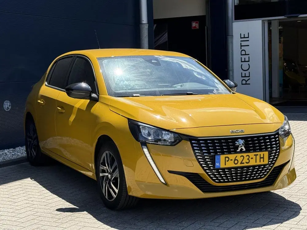 Peugeot 208 1.2 PureTech Allure Pack 75pk uit 2022, foto 3