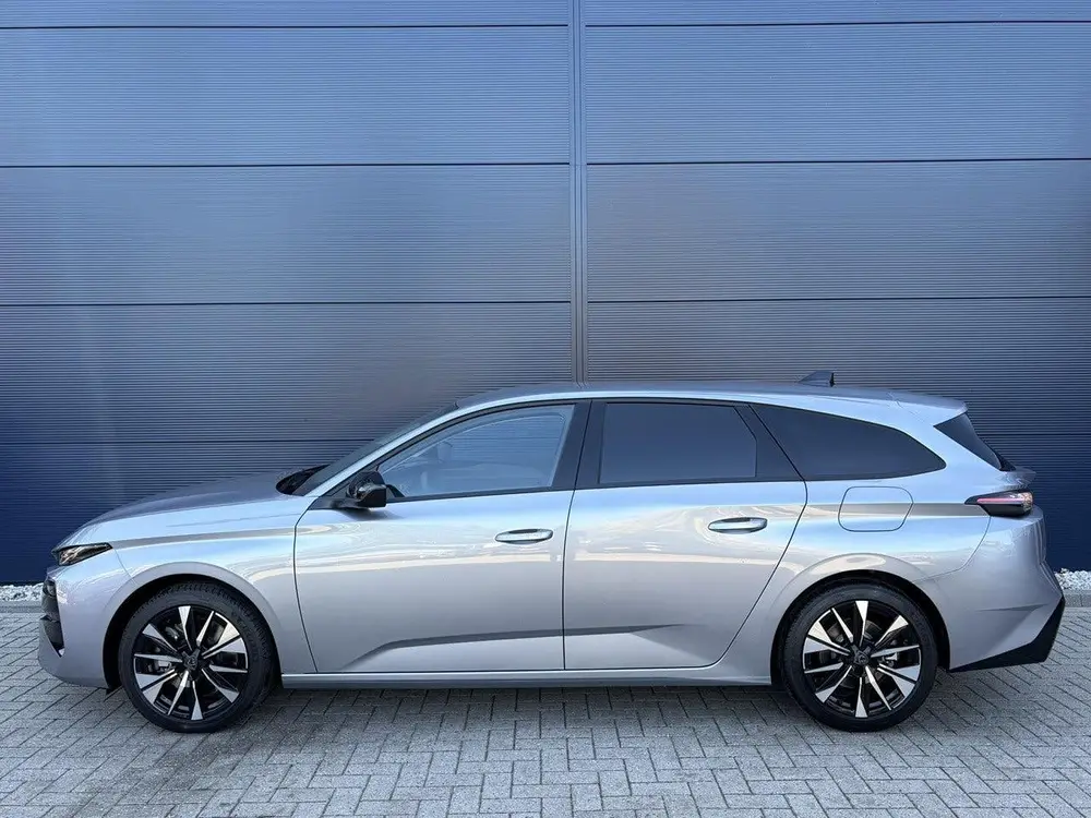 Peugeot 308 SW 1.6 Plug-in Hybrid 195 GT (bj 2026) uit 2026, foto 2