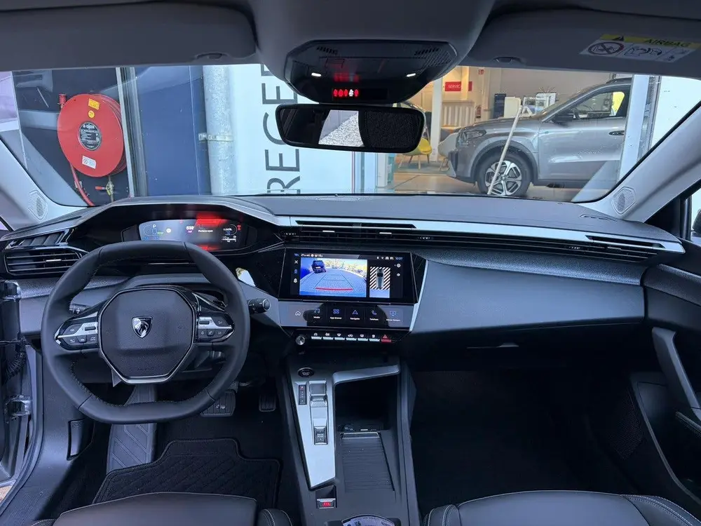 Peugeot 308 SW 1.6 Plug-in Hybrid 195 GT (bj 2026) uit 2026, foto 9