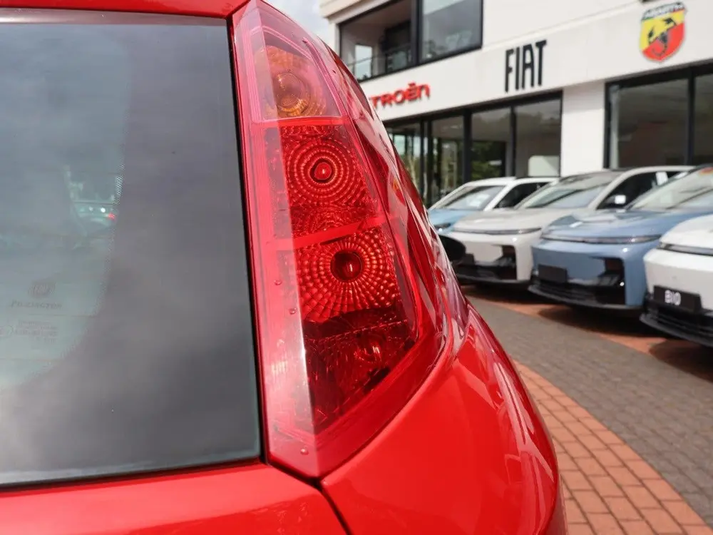 Fiat Punto *Auto van de Week * 0.9 TwinAir Turbo 100P uit 2019, foto 11