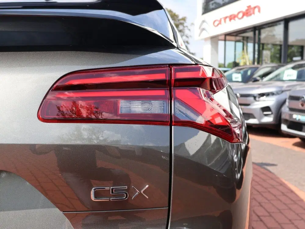 Citroën C5 X Plug-In Hybride 180PK e-EAT8 Automaat Busi uit 2023, foto 11