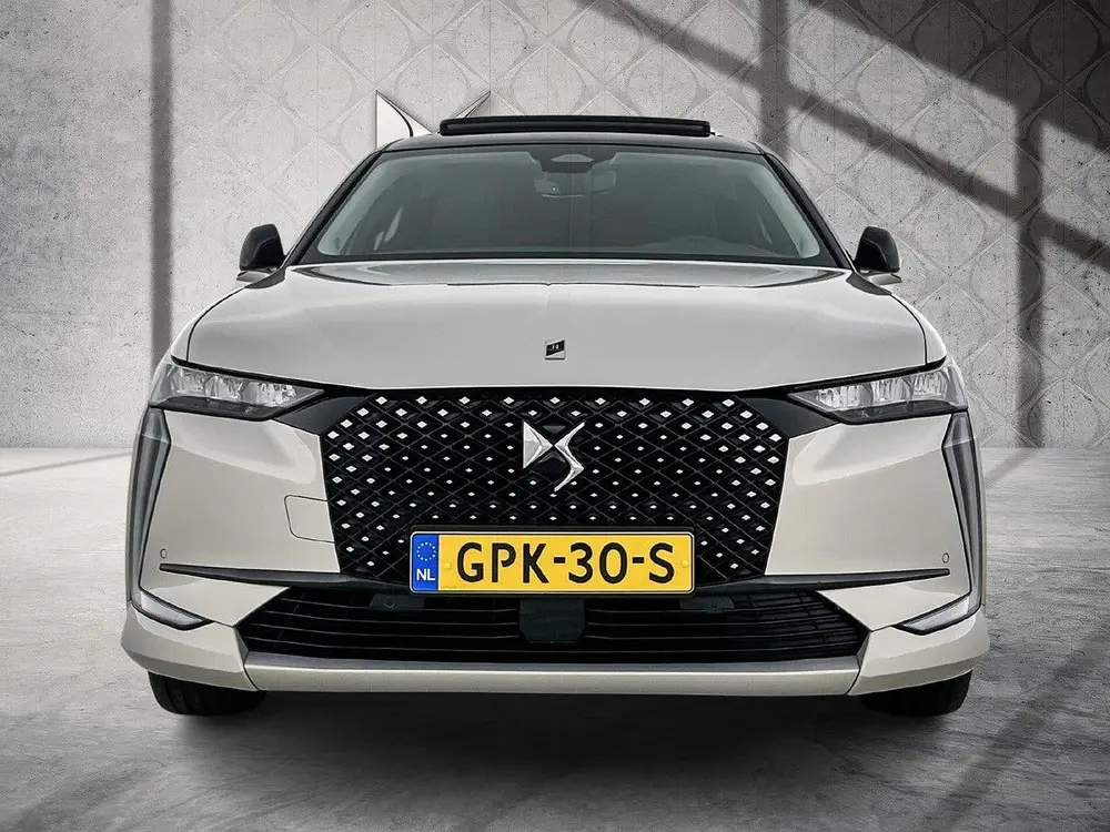 DS Automobiles DS 4 DS DS 4 Hybrid 145 pk Automaat Pallas uit 2024, foto 5