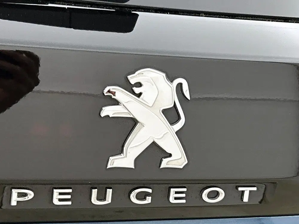 Peugeot 3008 Hybrid 145pk Automaat GT uit 2024, foto 14