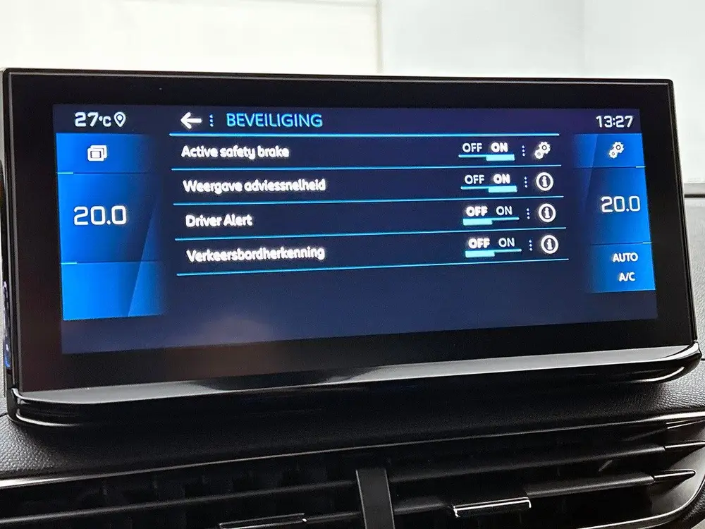Peugeot 3008 Hybrid 145pk Automaat GT uit 2024, foto 12