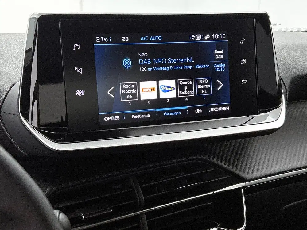 Peugeot 2008 100pk Style uit 2023, foto 7