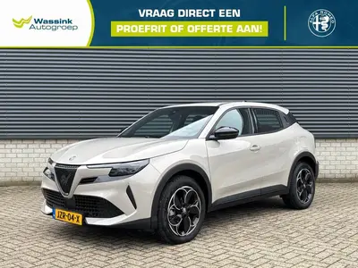 Alfa Romeo Junior 54 kWh 156pk Elettrica uit 2025