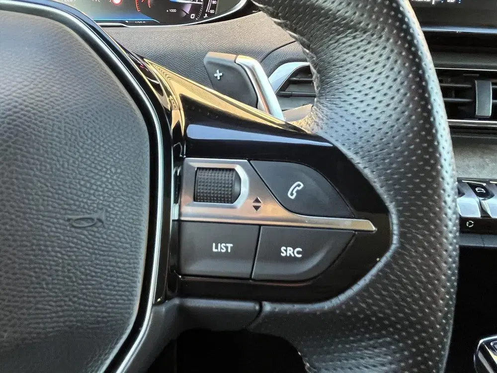 Peugeot 5008 1.2 130pk Automaat GT uit 2022, foto 11