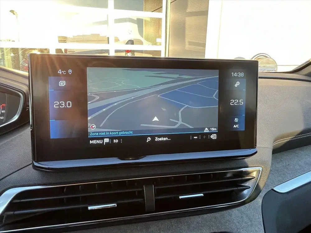 Peugeot 5008 1.2 130pk Automaat GT uit 2022, foto 14